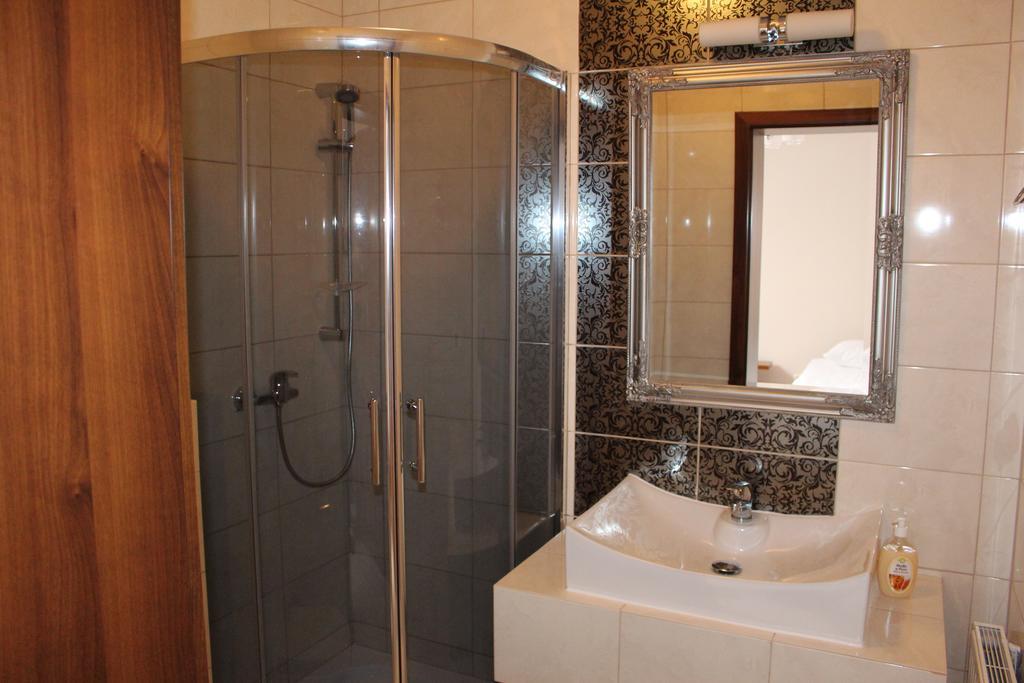 Aparthotel Belweder 3*